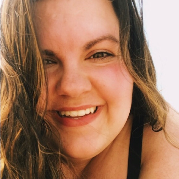 Meet your Posher, Paige - Picture 1 of 1